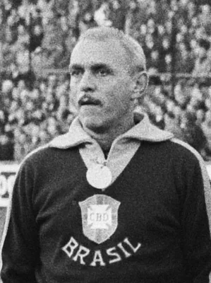 Retrato de Aymoré Moreira